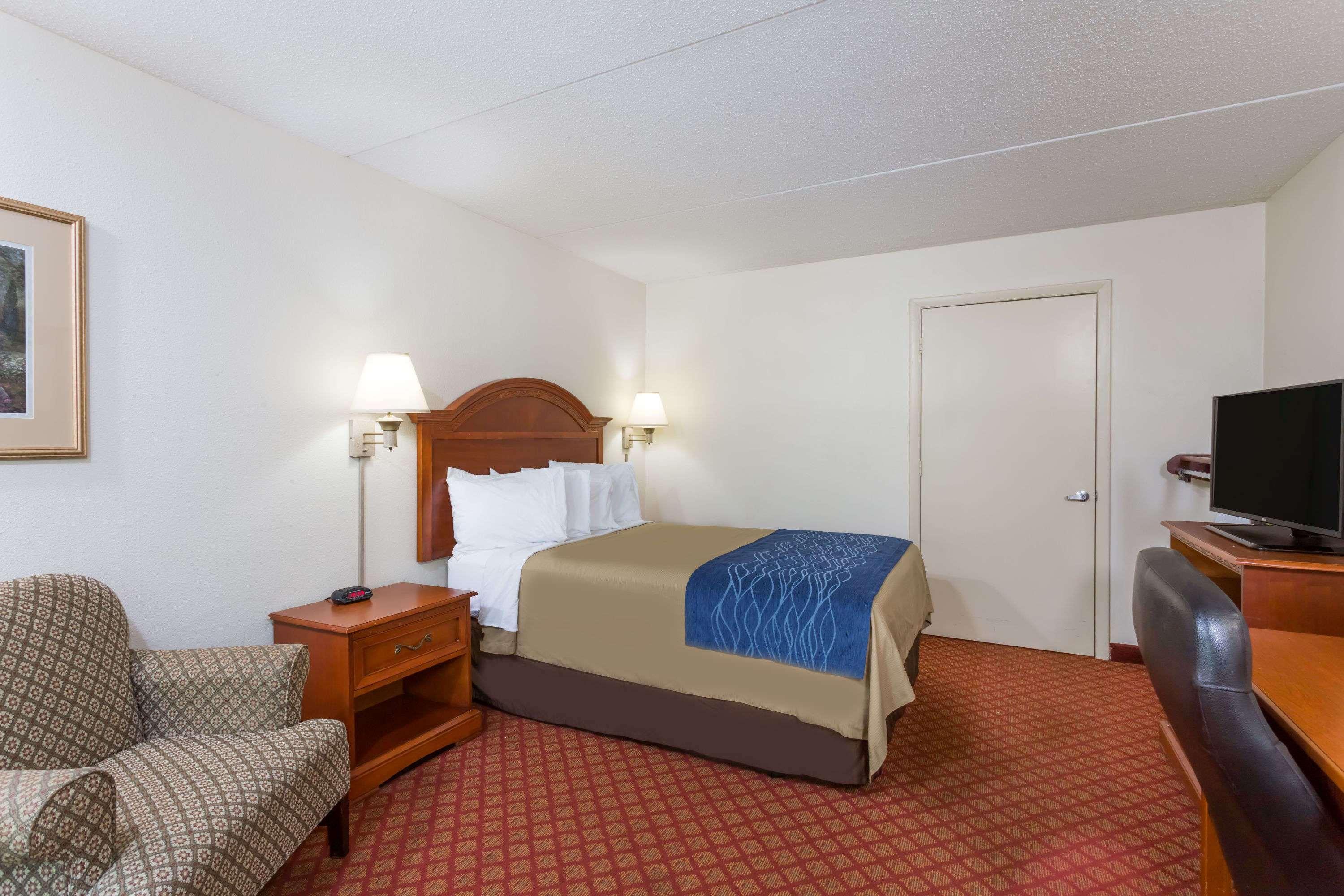 Days Inn By Wyndham Winston Salem North Exterior foto